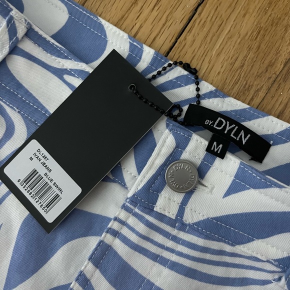 Revolve By.DYLN Ivan jeans in blue swirl - Picture 6 of 6